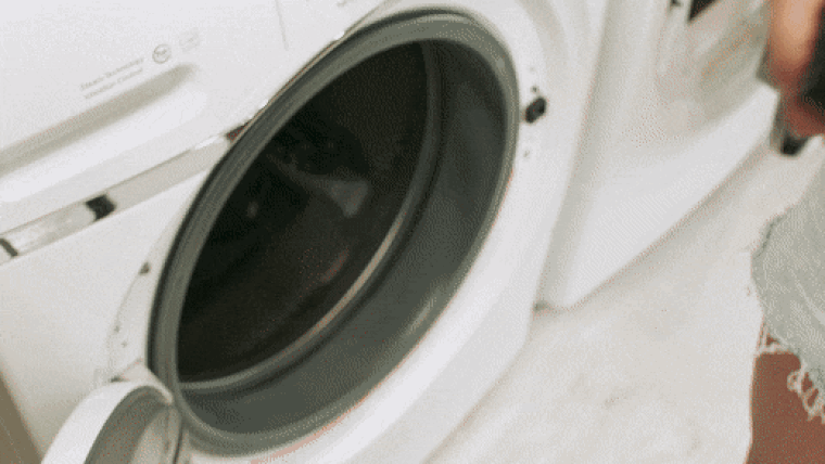 PILOI socks being connected and put into the washer